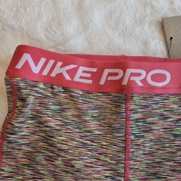 Nike Pro Women's High Rise 3" Training Shorts - HJ6348-629 - XS New Yoga Running - Picture 3 of 10